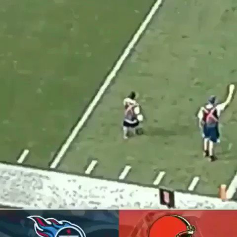 Nfl Memes Breaking Giants Sign Titans Ball Boy To Play Wr
