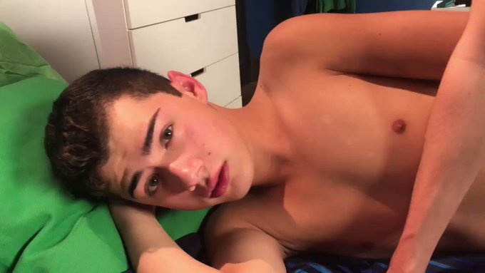 The #8teenboys are at it again!! #bts @NicholasxRomero @DustinCookXXX https://t.co/axMLiY9yO1