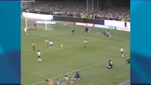 Happy 60th Birthday to legend Glenn Hoddle!

Spurs career: 377 Apps  88 Goals 
