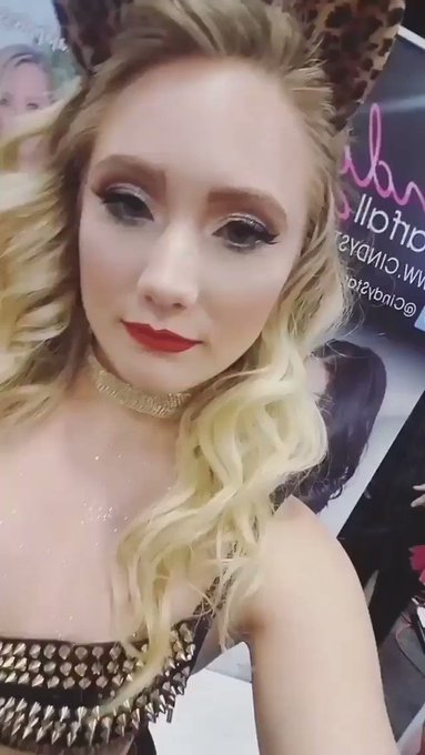 Another amazing day at @EXXXOTICA! Thank you to all the fans that came out!? https://t.co/dirHJpOvaG