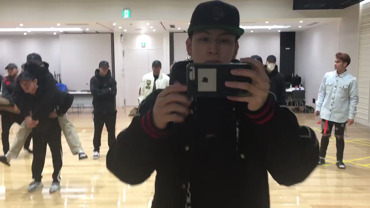 長谷川慎  背景あり 100degrees THE RAMPAGE OFFICIAL on X: 