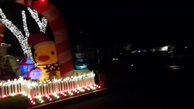 Amazing Christmas decoration ? ? https://t.co/JPhAFUjCCx