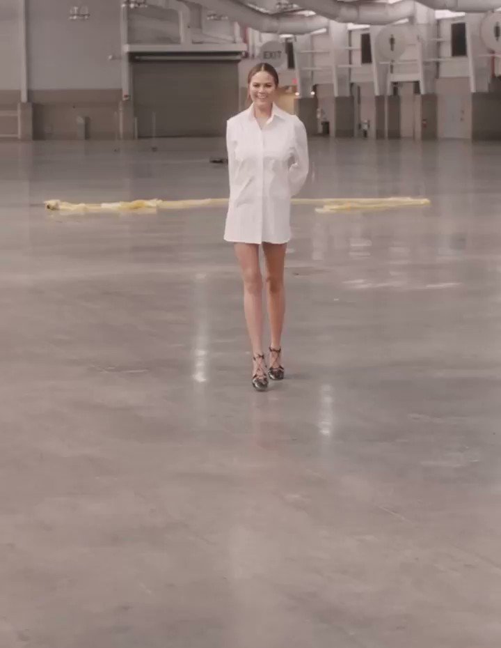 VogueRunway: Happy birthday to our favorite model mom-to-be, ChrissyTeigen!  