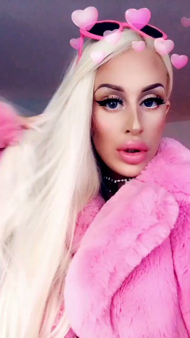 YAS BIMBO BITCH! ? https://t.co/o9CW1P8kXk