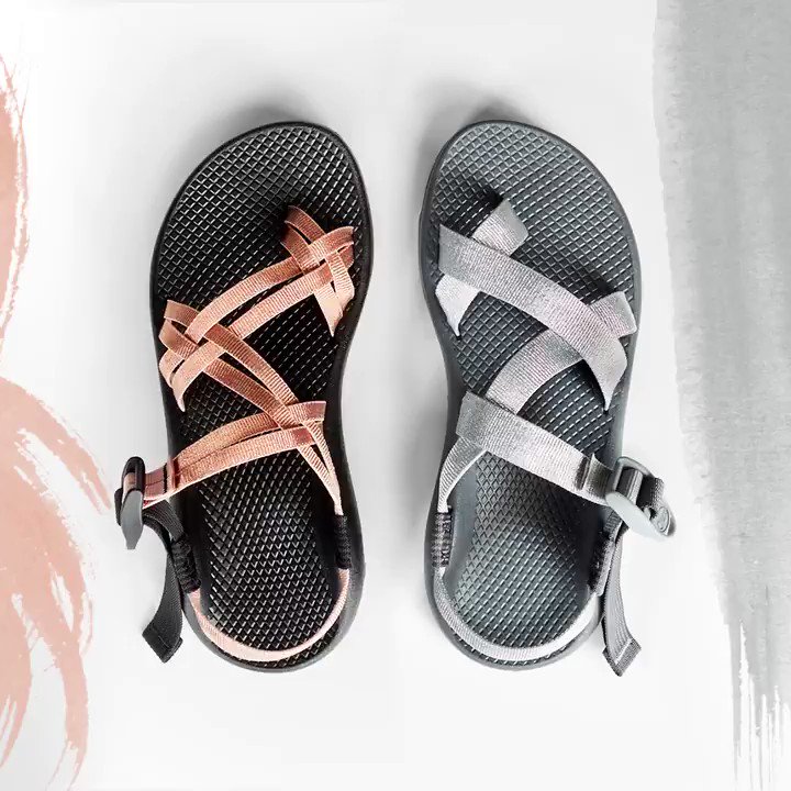rose gold chacos