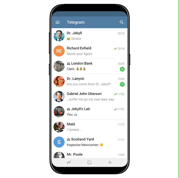 Телеграм открыт на телефоне
