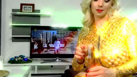 Remember year 2017 quite well and look with hope in the new 2018! #HappyNewYear https://t.co/yWtkzKj