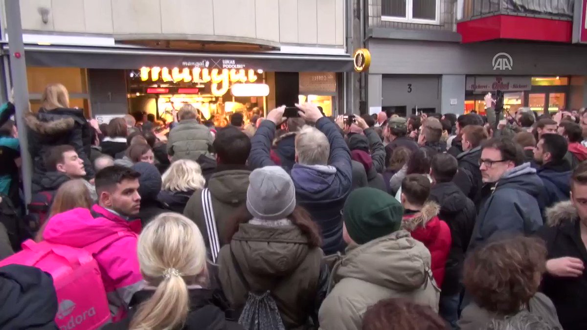 LB7PcCtH 81MPf83 | Lamianow.gr