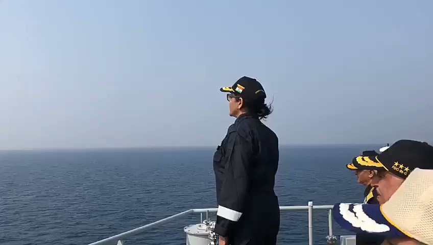 Министр обороны Индии Нирмала Ситхараман на авианосце Vikramaditya Министр обороны Индии Нирмала Ситхараман на авианосце Vikramaditya Индии, nsitharaman, during, Retweets, carrier, Vikramaditya, Викрамадитья, Ситхараман, обороны, likes, Delhi, Operations, Defence, privacy, Twitter, ReviewdelhidefenceVIDEO, Night, Оригинал, coast, indiannavy