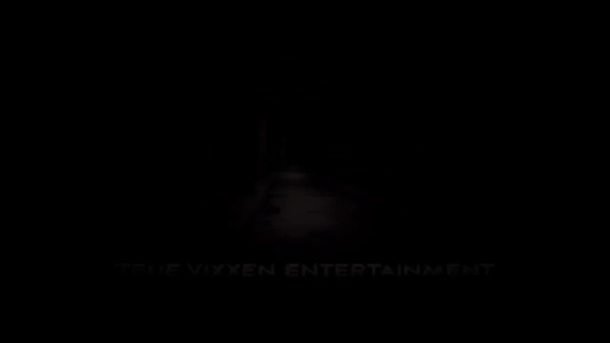 Model - Brooklyn Renee milf