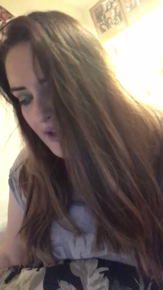 I decided to do a little cover of @gracedavies hesitate! I’m posting on here because there’s not loads of people here that know me and I’m too much of a wimp to post on FB, however if you do have a minute of boredom please give this a listen please let me know what you think! 😘