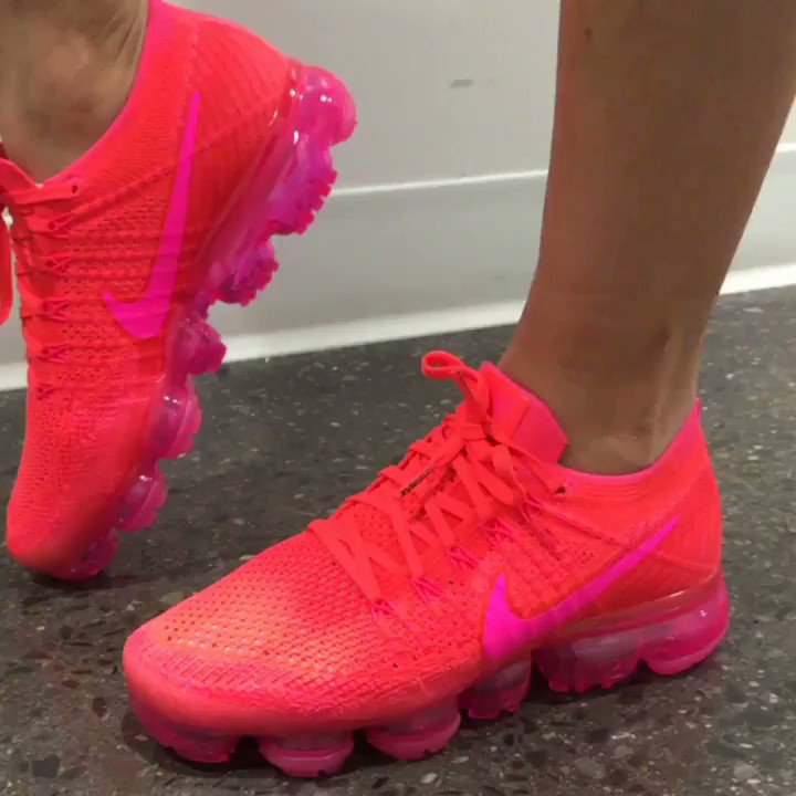 hyper punch vapormax