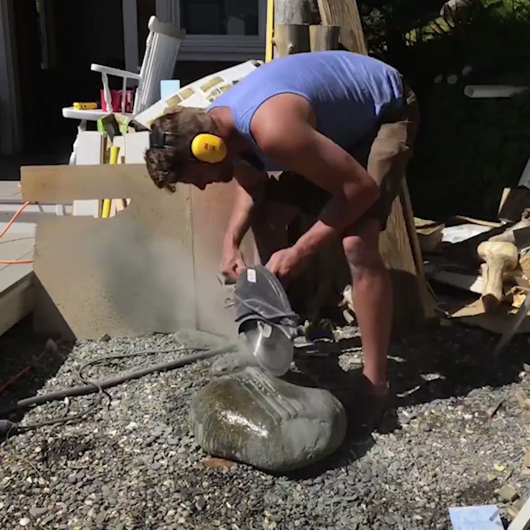 Bathroom sink carved out of rock.
#innovation #tech #MondayMotivation