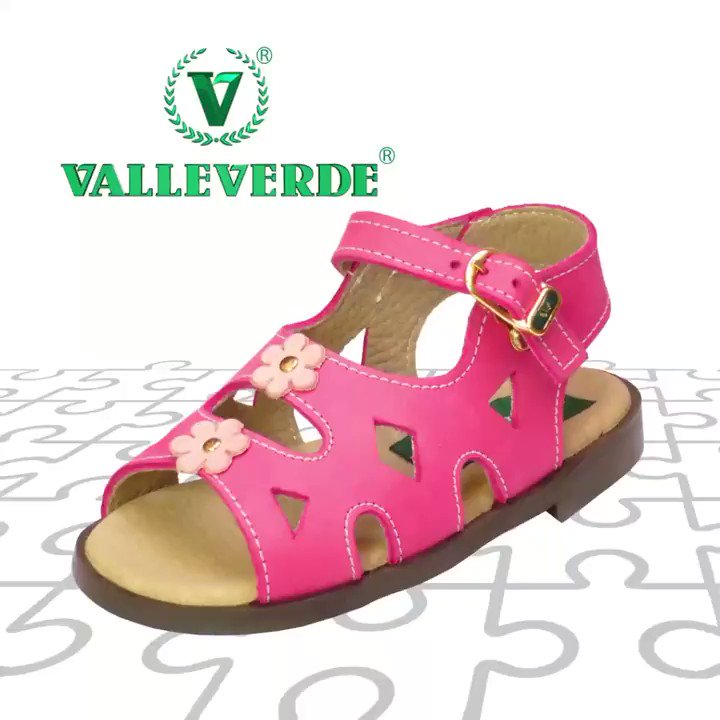 VALLEVERDE on Twitter: "En VALLEVERDE, las sandalias para las niñas están producidas con pieles e innovadores diseños! #VALLEVERDE #zapatosvalleverde #tiendasvalleverde #100x100anatómicos #zapatosniños #HechoAMano ...