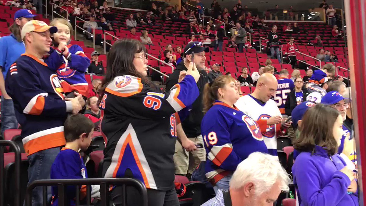 We 👀 a lot of blue and orange tonight in Raleigh. 🔷🔶 #LGI #NYIvsCAR https://t.co/b19rToxHAl