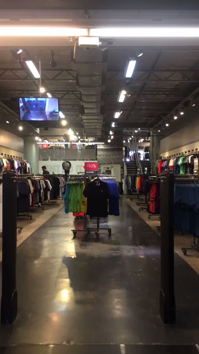 Nesse dia, a gente não consegue ficar sem falar do nosso outlet da Nike. Aproveite o Dia do Esportista para vir conhecer esse lugar incrível aqui, ó: https://t.co/WWWYGtiaUx