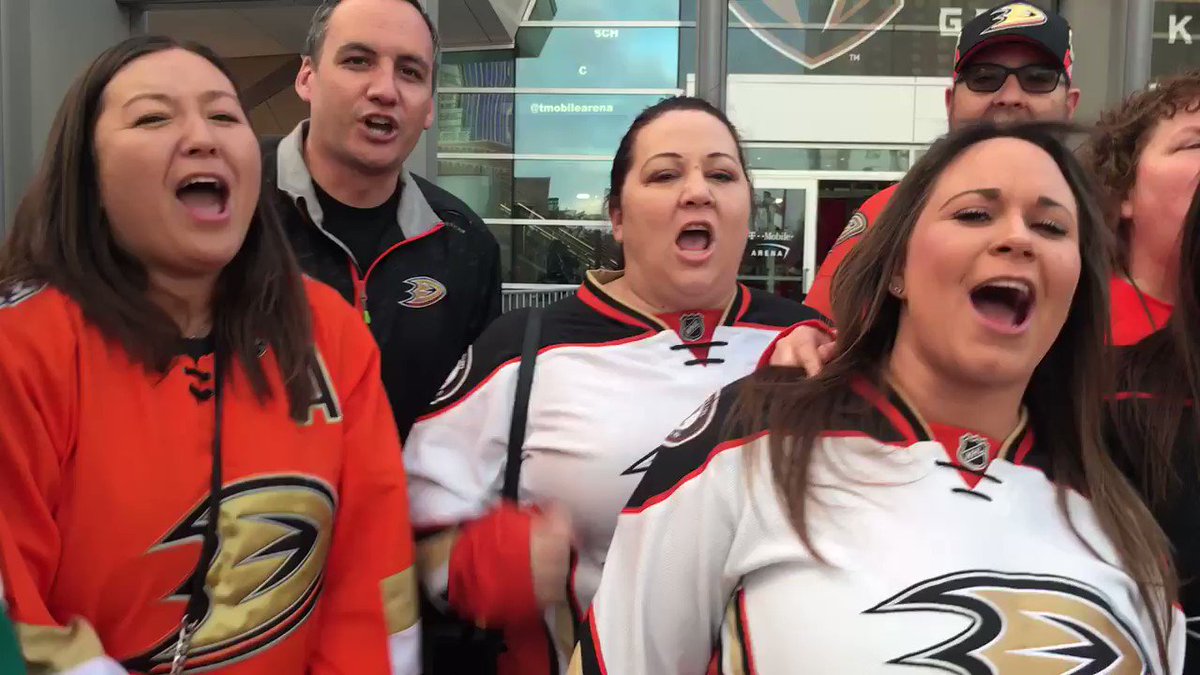 Letting everyone in Las Vegas know we’re here! #LetsGoDucks https://t.co/DGj9iPmaqS