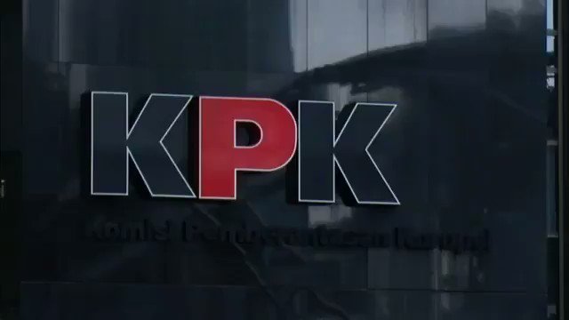 Pilkada serentak kembali digelar. Demi kekuasaan mereka yg berlaga harus siapkan modal, itulah mengapa biaya politik begitu mahal. Demokrasi menjadi barang yg diperjualbelikan, rentetan kepala daerah tertangkap tangan karena kasus korupsi. @MataNajwa pkl 20.00 WIB. https://t.co/vUptgbaGKk