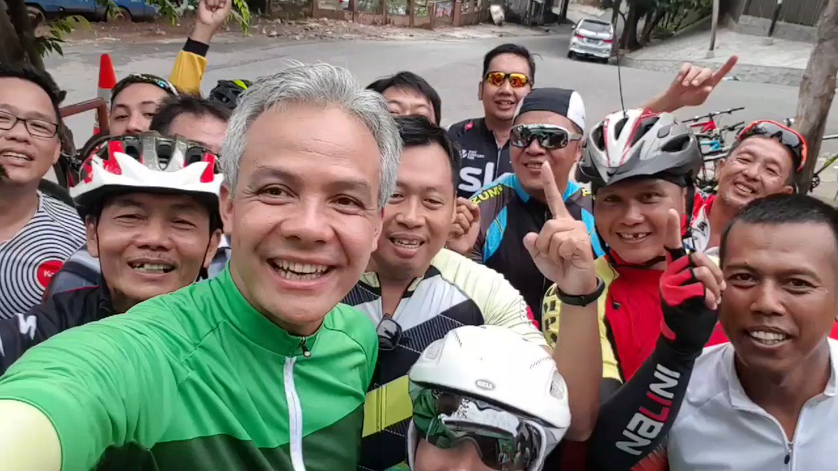 Ganjar Pranowo on Twitter pagi ketemu dengan komunitas Ganjar Pranowo on Twitter pagi ketemu dengan komunitas