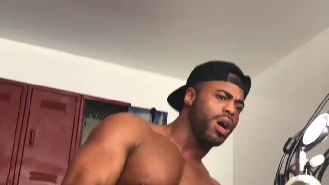 Sexy ebony @MrMicahBrandt new scene is waiting for you at https://t.co/5TQyUxu20q 
.
.
.
 #vr #virtualreality