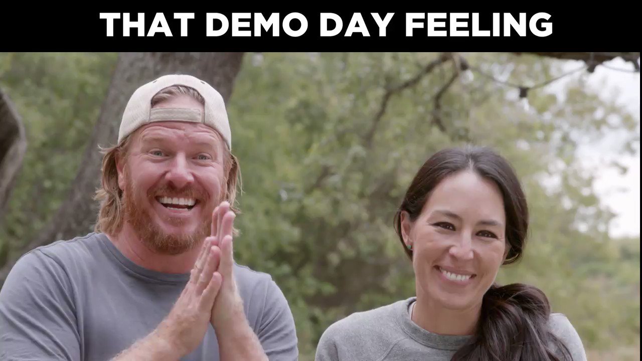 Hgtv Oh The Anticipation Fixerupper Tonight 9 8c T Co Eetll25z6f Twitter