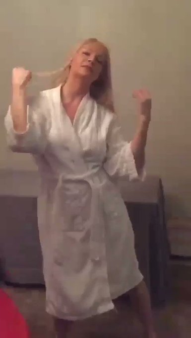 Check out my free video https://t.co/glaVh1bRuE https://t.co/ZLtf0howeu<a href="/tag/photoshoot"class="tags"><span>#photoshoot</span></a><a href="/tag/tbt"class="tags"><span>#tbt</span></a><a href="/tag/calendar"class="tags"><span>#calendar</span></a><a href="/tag/milf"class="tags"><span>#milf</span></a>