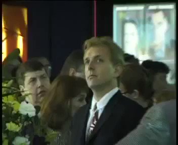 Happy Birthday Rik Mayall! He would have been 60 today :(

Here\s Rik being Rik 