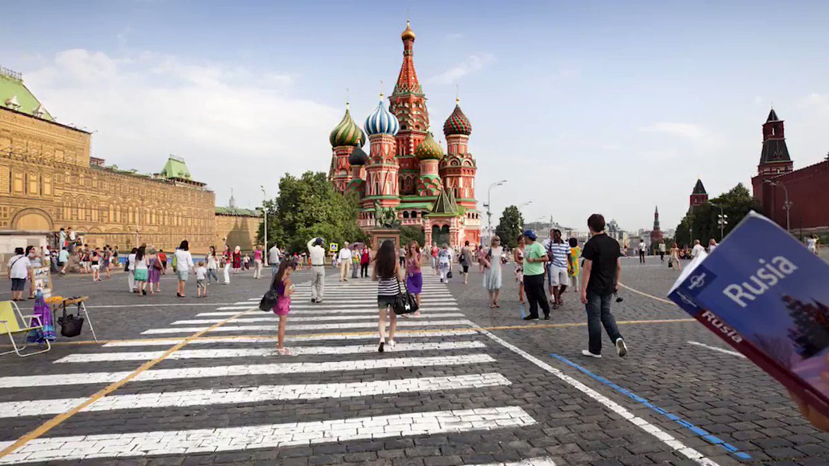 Кремль туристы