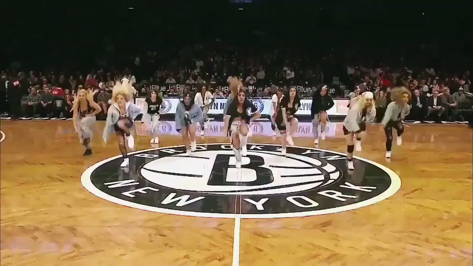 Drippinโ in Finesse ๐ฅ๐ฅ๐ฅ
Even the @brooklynettes are getting excited for @BrunoMars & @iamcardib here on Oct. 4 & 5!