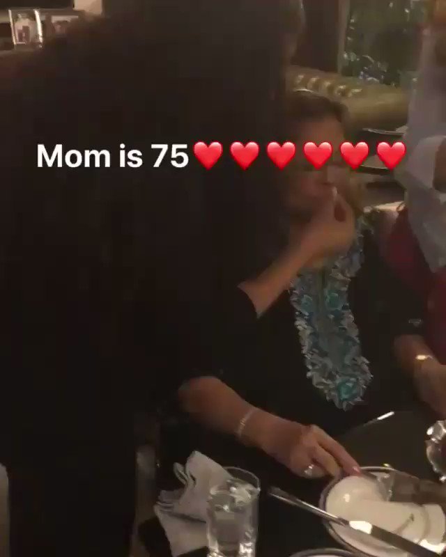 This video of Rani Mukerji wishing mum, Hiroo Johar a happy \ free\ birthday is adorable! 