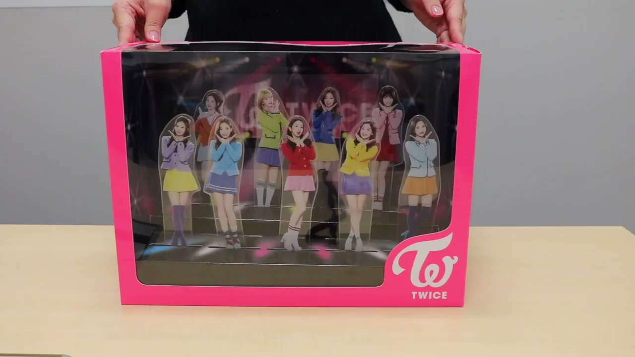 TWICE ワイモバイル LIVEドール