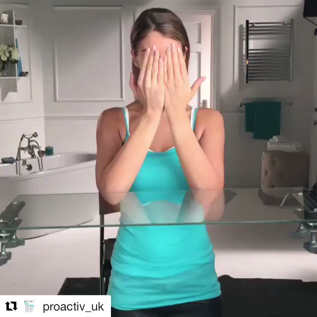 I am so excited to be the new @Proactiv_UK brand ambassador! You really can't put a price on the value of clear skin. My skin used to be an insecurity... Not anymore. #proactivuk #hitthespot #spon #AD https://t.co/JlaROma7FU