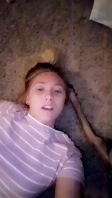 My dog bitch slapped me. https://t.co/GA4zQshQ3h