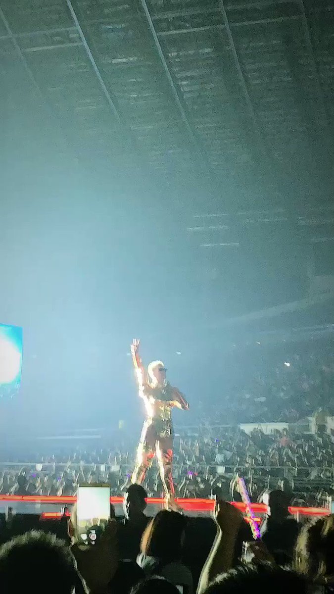 RT @patrickpang: #throwback Last evening opening song, Witness for Katy Perry Witness World Tour. https://t.co/4QLGdswbGV