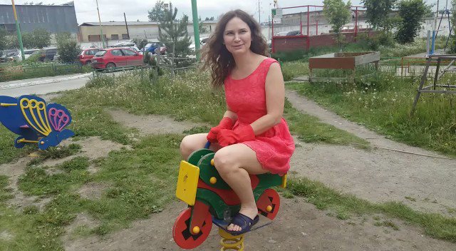 Model - Adelis Shaman stockings