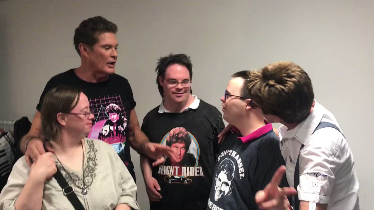 Having fun backstage with my cool fans, gotta love them!  #30YearsLookingForFreedom #Germany https://t.co/qWsx00snzx