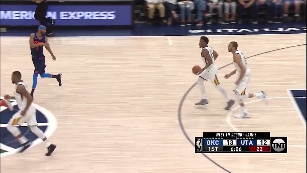 Mitchell x Spin Moves  #TakeNote  📺: @NBAonTNT https://t.co/N370Cqu6Zk