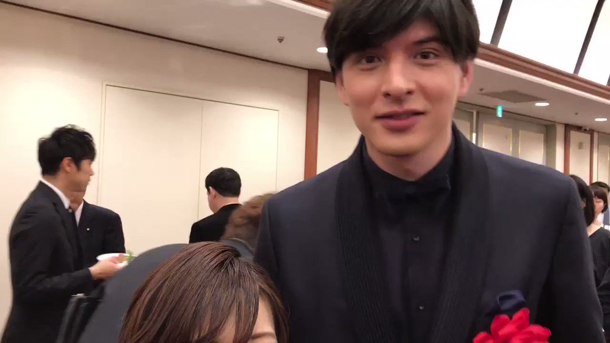 Yu Shirota 城田優 表参道高校合唱部の顧問と副顧問 揃っていただきやした 笑 Yu Shirota 城田優 表参道高校合唱部の顧問と副顧問 揃っていただきやした 笑