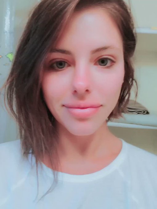 It’s me I swear!! https://t.co/5GJwIHDXDE