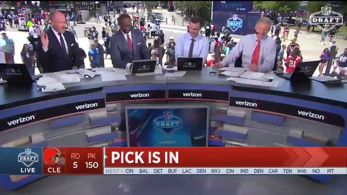 vcvGh5KR9IeSENvV?format=jpg&name=small