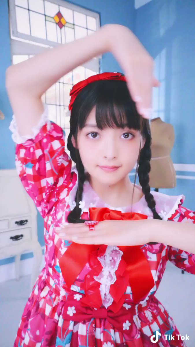 3s0pv2ETjFPJG7jC.jpg
