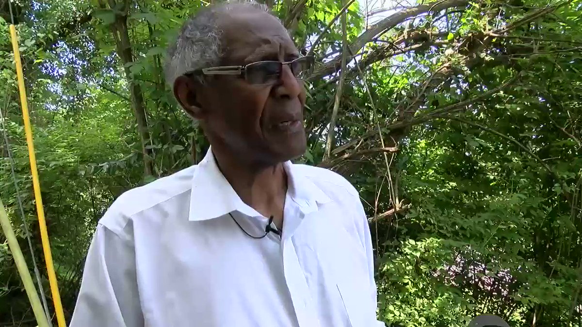 Thanks to @CincyPD officers for what they do to keep Cincinnati safe every day. We are glad that one of great living Cincinnatians, Rev. Damon Lynch is alive and well!