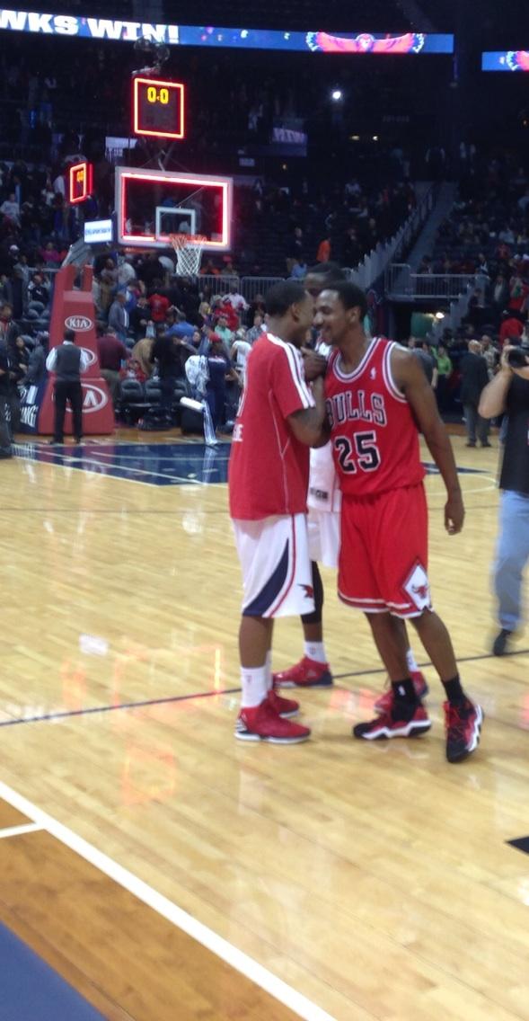 jeffteague88's tweet photo. Me and my bro http://t.co/DkhDYVb8