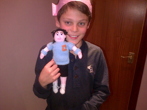 lumsdo2000's tweet photo. @judmoo @maialumsden he may not follow me but at least I have a knitted ferrer vamos http://t.co/ldhs2Frr