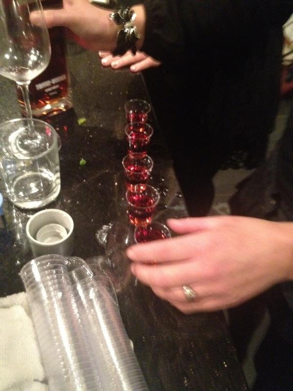 charwinckless's tweet photo. Toffee vodka timeeeee http://t.co/3Azzpxbq