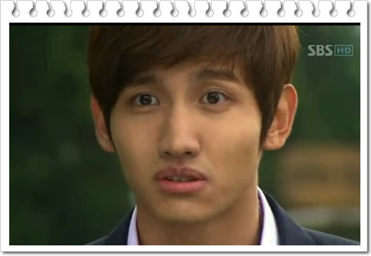 TSC_MaxChangmin's tweet photo. I really wanna hug you closer and tight ......
It's dammm cold *shivering* http://t.co/7TyKTFZh