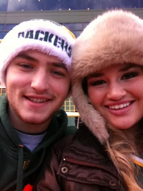 Aschrod31's tweet image. Me and @courtswan11 at the #packergame