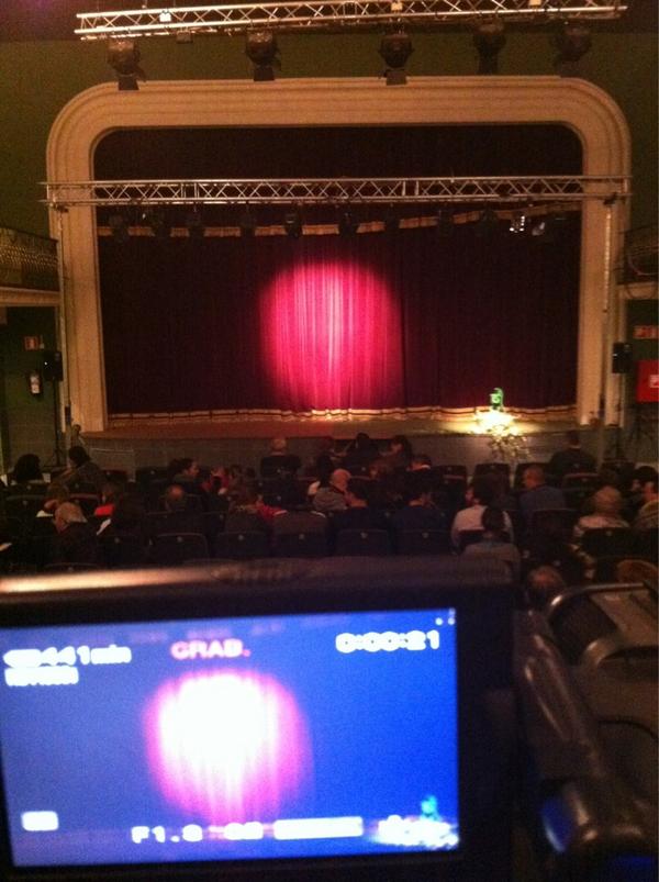 BigMamaProd's tweet photo. El miracle d'Anna Sullivan per fer el diumenge. Quins artistes! #teatre http://t.co/049AWndu