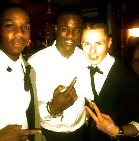 KnSDesigns's tweet image. 