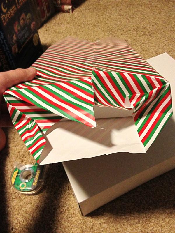 HipHipHoran's tweet image. This is what it looks like when I try to wrap presents #helpmom